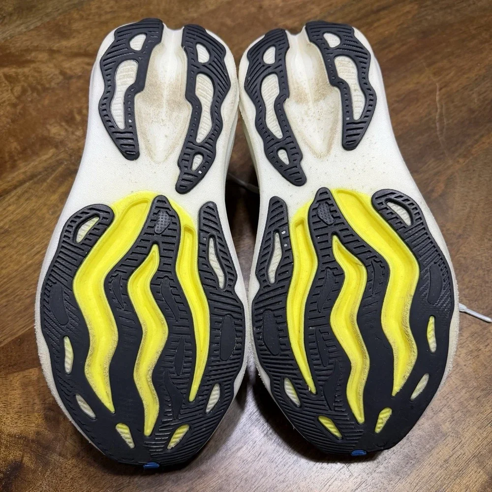 Brooks shoes are